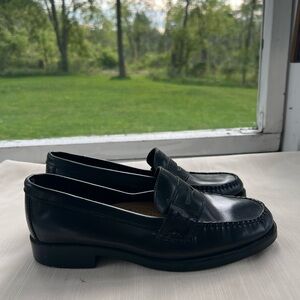 Bass weejuns size 7 black loafers